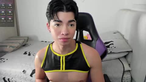 Mr. Santiago online show from February 2025 01:25:01 PM