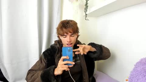 kitty online show from January 2025 03:37:01 AM