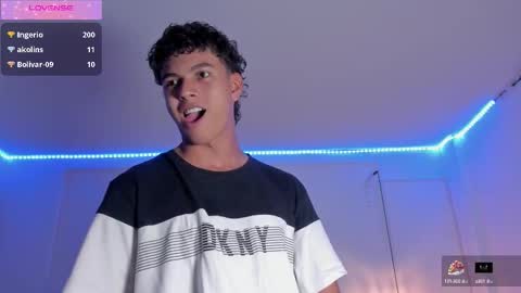 santy_stump online show from September 2025 08:53:02 PM