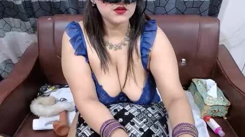 sanviqueen online show from November 2025 06:48:02 PM