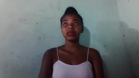 sanyah0123 online show from November 2025 04:01:02 PM