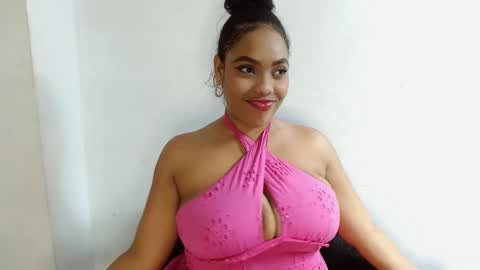 Saori Evans  online show from September 2025 07:10:02 AM