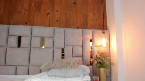 Saori  online show from February 2025 02:55:02 PM