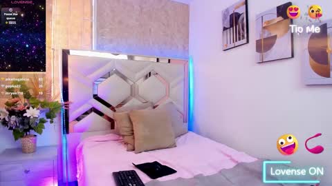 Saori online show from March 2025 06:32:01 PM