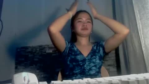 sapphire_amora online show from September 2025 12:43:02 PM