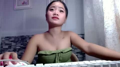 sapphire_amora online show from October 2025 03:13:01 PM