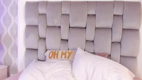 Sara online show from March 2025 03:33:01 AM