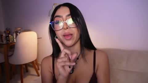 Sara  online show from April 2026 07:25:02 AM