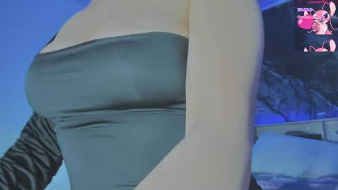 sara allenx online show from February 2025 01:45:01 AM