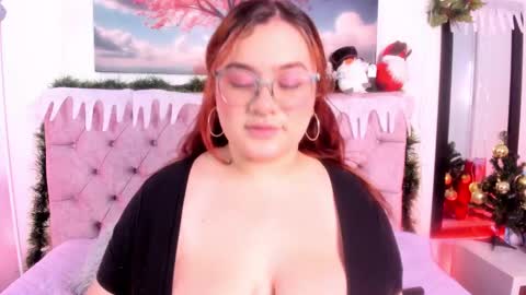 SARA ARIAS  online show from December 2024 08:14:02 PM