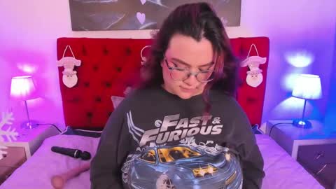 SARA ARIAS  online show from December 2024 01:38:02 PM