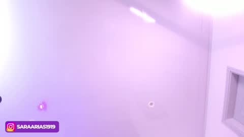 SARA ARIAS  online show from January 2025 11:32:01 PM