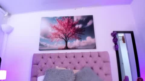 SARA ARIAS  online show from March 2025 11:28:02 PM