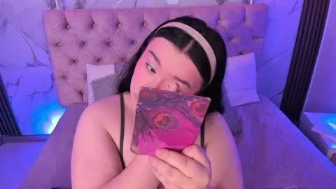 SARA ARIAS  online show from November 2025 11:34:02 AM