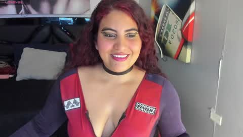 Snapshot of sara_bdsm chatting on July 2026 05:05:01 PM sara_bdsm online show from July 2026 05:05:01 PM