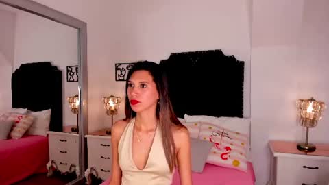 Snapshot of sara_beckan chatting on July 2026 10:37:01 PM sara beckan online show from July 2026 10:37:01 PM