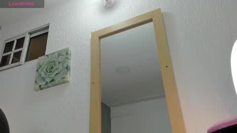 Sara online show from December 2024 12:13:02 PM