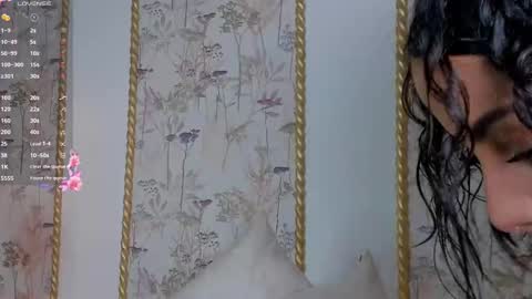 Sara online show from September 2025 07:47:01 PM