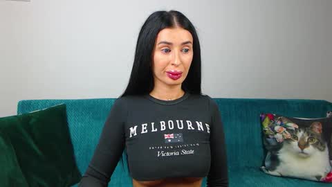 Snapshot of sara_daisy chatting on September 2025 04:56:01 PM Im Sara I am happy to be here online show from September 2025 04:56:01 PM