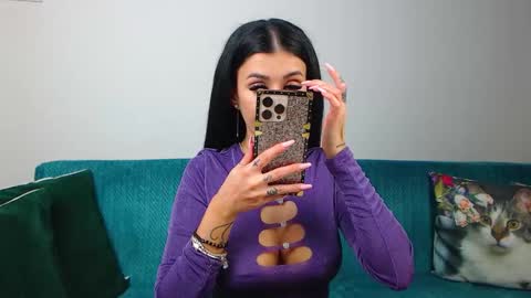 Snapshot of sara_daisy chatting on November 2025 05:55:02 PM Im Sara I am happy to be here online show from November 2025 05:55:02 PM