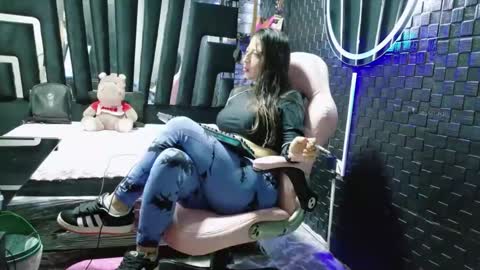 no limits sarah online show from February 2025 12:04:01 AM