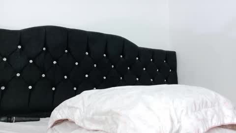 SARA online show from February 2026 09:33:01 PM