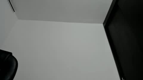 sara_len online show from April 2026 10:58:01 PM