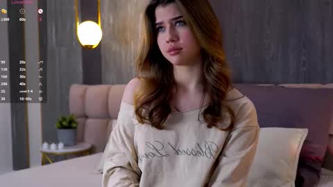 Sara online show from November 2025 04:39:02 PM