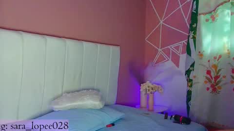 sara_lopee1 online show from February 2025 12:16:02 PM