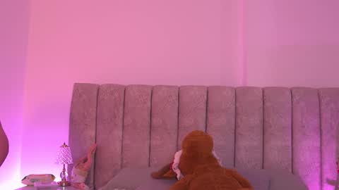 sara_lopee1 online show from December 2025 12:00:01 PM