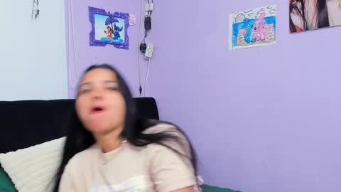 Sara Mendez online show from October 2025 12:00:02 AM