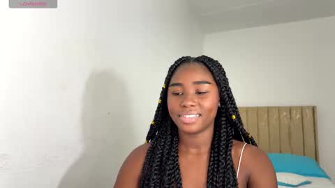 Sara online show from October 2025 09:49:01 PM