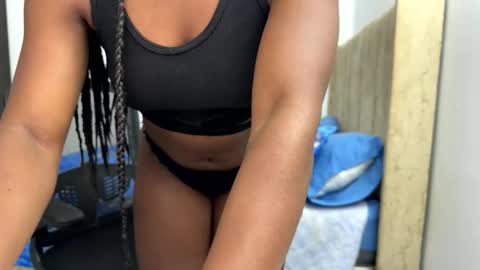 Sara online show from March 2026 12:03:02 AM