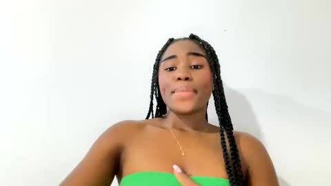 Snapshot of sara_muscle chatting on May 2026 02:07:02 AM Sara online show from May 2026 02:07:02 AM