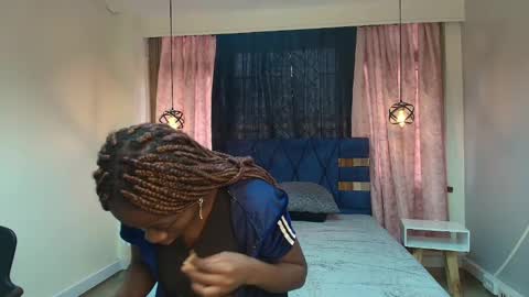 S A R A online show from March 2025 07:38:02 PM