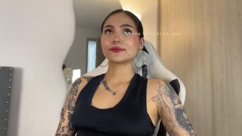 Sara online show from February 2025 04:14:02 PM