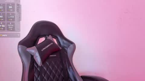 sara_roades online show from November 2025 07:56:02 PM