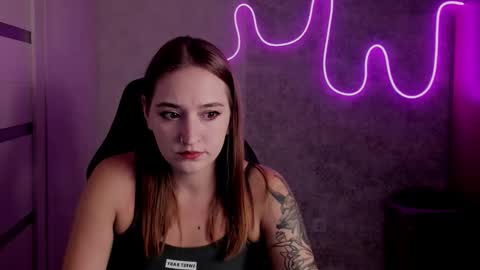 Sara online show from September 2025 07:48:01 PM