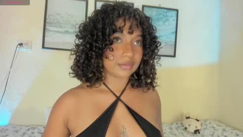 sara sofia online show from December 2025 11:34:02 PM