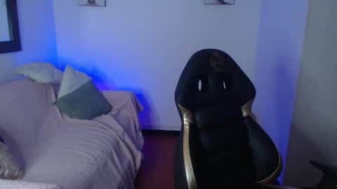 Snapshot of sara_valderrama_ chatting on January 2026 12:32:02 PM sara_valderrama_ online show from January 2026 12:32:02 PM