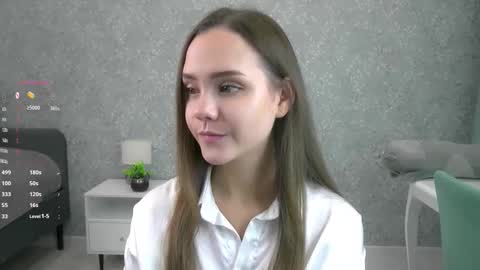 Im Sara  online show from October 2025 07:14:02 PM