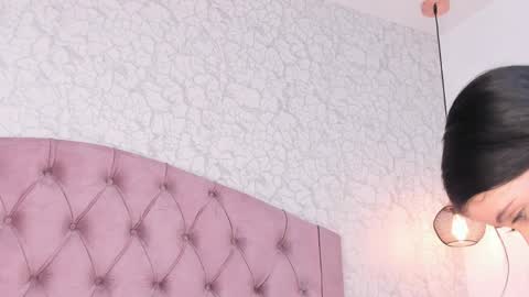 Sara  online show from April 2026 07:18:02 PM