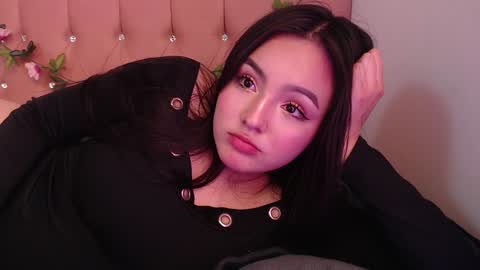 Snapshot of saraa_swett chatting on January 2025 07:57:01 PM online show from January 2025 07:57:01 PM