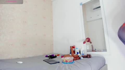 saraacollinss online show from February 2025 09:03:02 PM