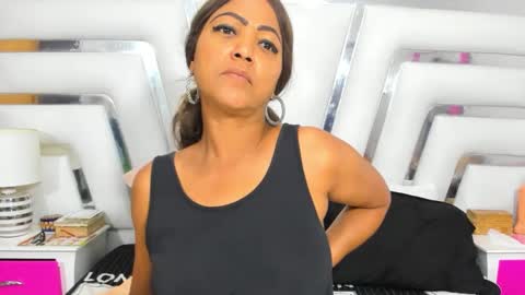 Sara online show from February 2025 04:37:02 PM