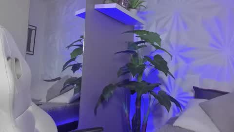 sofia gomez420 online show from November 2025 05:17:02 AM