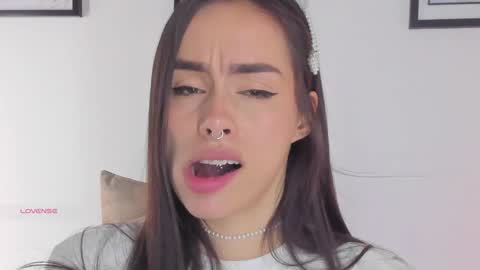 Sara online show from December 2024 08:44:01 PM