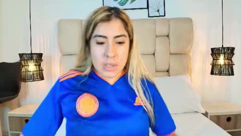 sarablonde_t online show from June 2026 07:26:02 PM