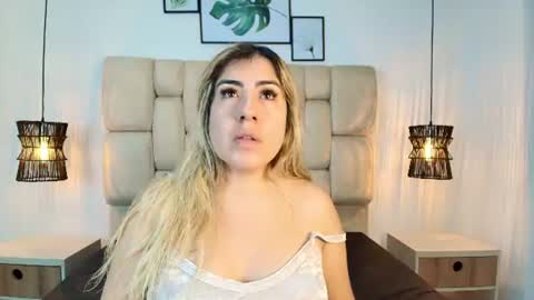 sarablonde_t online show from July 2026 07:12:02 PM