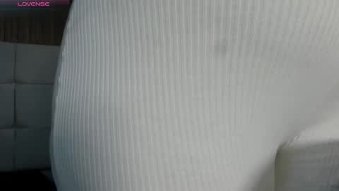   online show from October 2025 10:36:01 AM